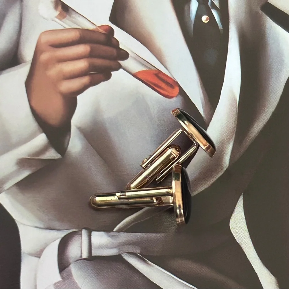 Faux Onyx/Gold Tone Vintage Cuff Links
